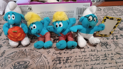 Smurfs mcdonalds happy meal - happy,