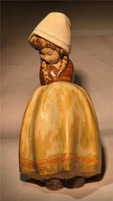 Lladro Gres Figurine called  Lonely Dutch Girl 2076 21 cm tall