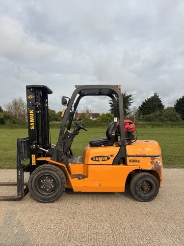 Forklift truck - forklift,