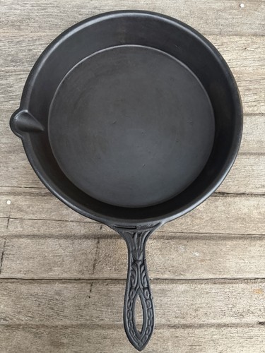 Antique cast iron skillet - antique,