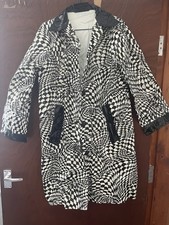 1970s Vintage Trench Coat Raincoat In Black And White - Size Uk 8 - No Pockets