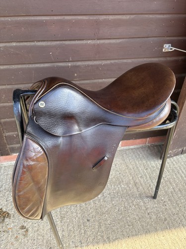 Cliff barnsby saddle 18inch - cliff,