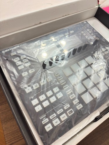 Native instruments maschine - instruments,