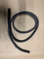 JAGUAR XJ6 2003 - 2009 X350 DRIVER OFF SIDE FRONT DOOR RUBBER SEAL TRIM GREY