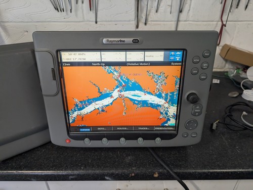 Raymarine e120 classic - raymarine,