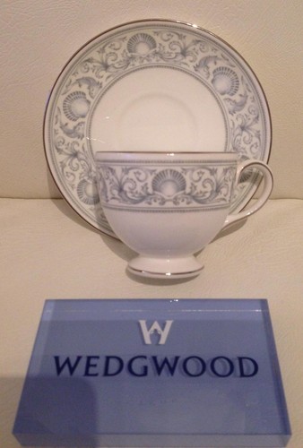 Wedgwood dolphins - -,