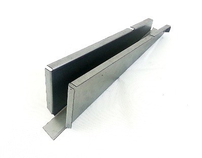 Rear outrigger left - rear,