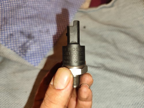 Peugeot 406 2001 - fuel, pressure