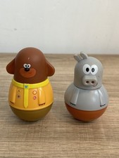 Rare Set Of CBeebies Hey Duggee Weebles X2 Duggee & Roly In Ex Cond