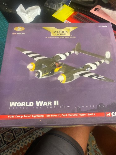 Corgi die cast military - military, p-38j