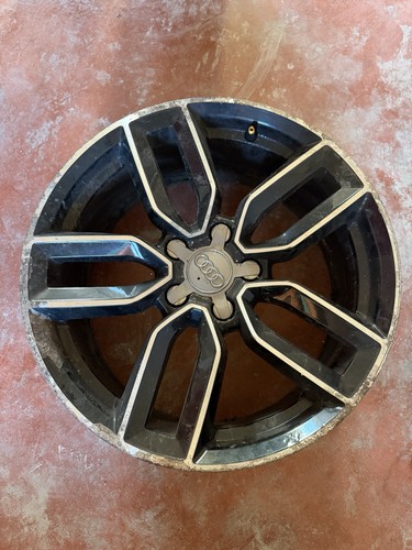 Genuine audi alloy - 8v, 18"