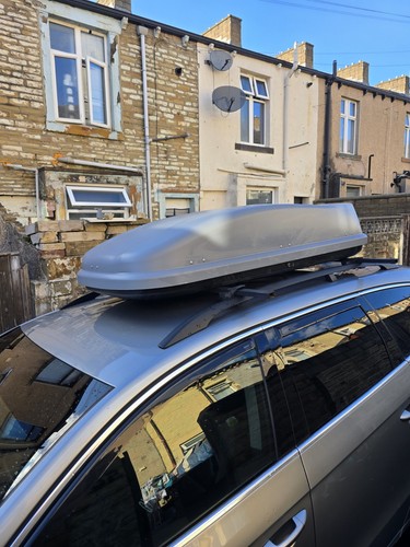 Halfords 420l roof box - roof, –