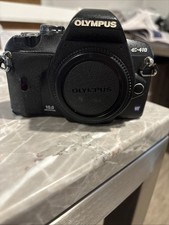 Olympus EVOLT E-410 10.0MP