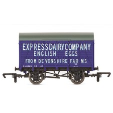 Hornby R60279 SR Express