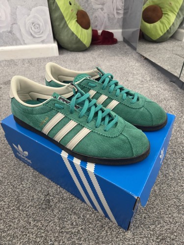 Adidas dublin patrick - dublin, day
