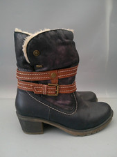 Pavers  relife boots size 7