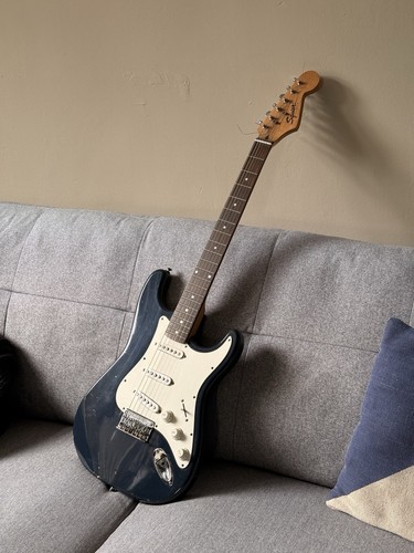Squier bullet stratocaster - squier,
