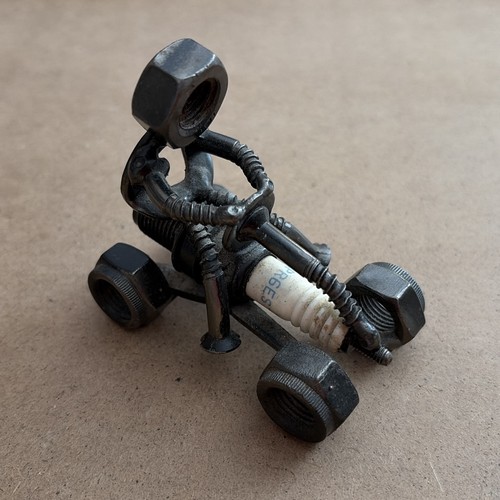 Nuts and bolts man kart - bolts, on