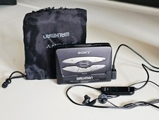 Sony Walkman WM-EX570 with original earphones Remote Control Excellent Condition