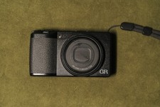 RICOH GR IIIx - Black - 4,750