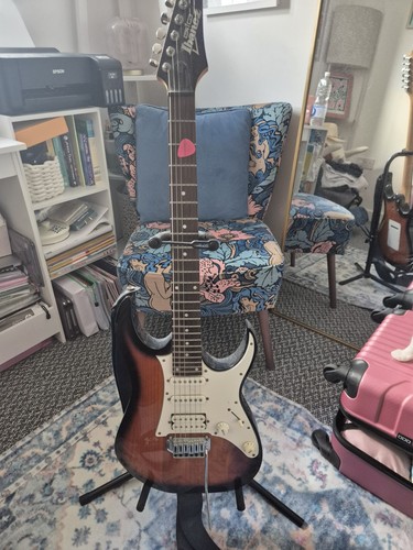 Ibanez gio series - ibanez, right-handed