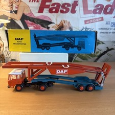 Lion Car Nr. 50 DAF  2600 Auto Car Transporter Lorry Truck.    Boxed