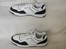 Outfitters White Black