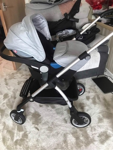 Silver cross wayfarer pram - cross,