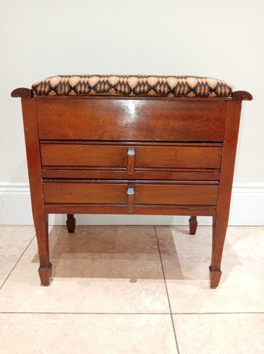 Mid century piano - mid,