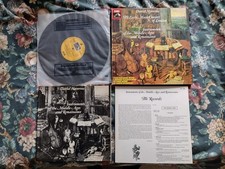 DAVID MUNROW: Instruments Of The Middle Ages & Renaissance - 96-PAGE BOOK