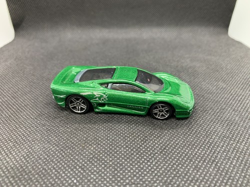 Hot wheels jaguar xj220 - hot,