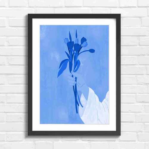 Hand holding tulips - holding,
