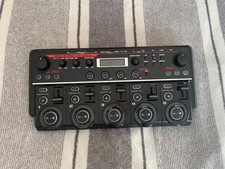 Boss RC-505 Loop Station Phrase Recorder Keyboard Effect Workstation