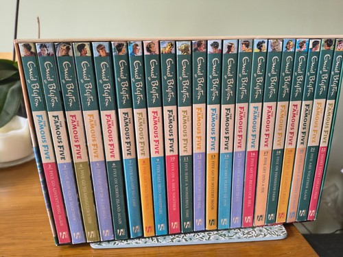 Famous five books box set - famous,