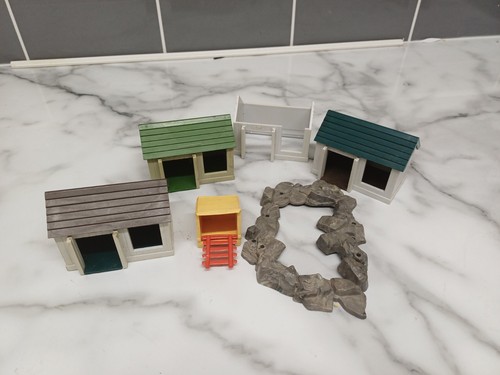 Britains farm acessories - farm,