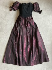 Vivien Smith ~ Claret Taffeta