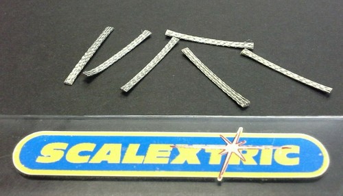 Scalextric 33mm brushes - x,