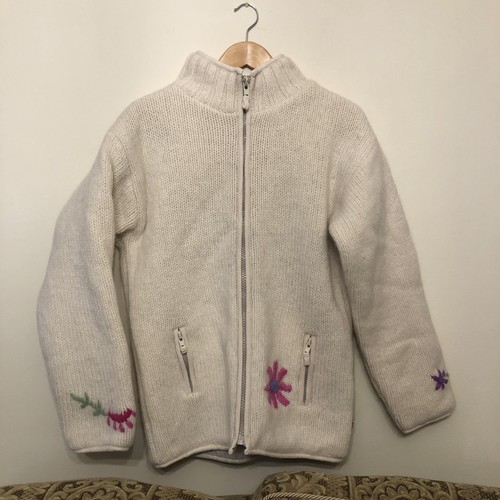 Pachamama hand knitted - hand,