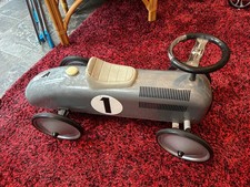 Goodness & Kiesel - Goki Classic Ride-on Racer - Vintage Style Metal Car - used 