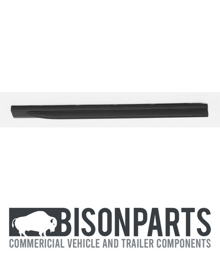 Front lower side spoiler - front,
