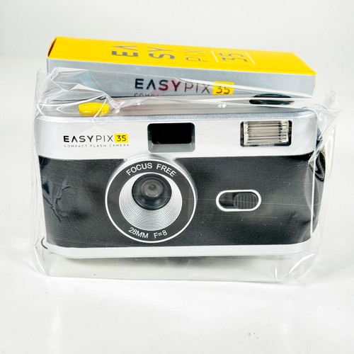 Compact film camera analogue - compact,