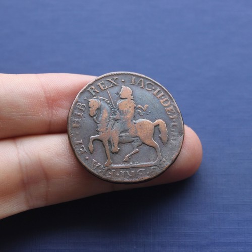 Milled base coin james 2nd - milled,