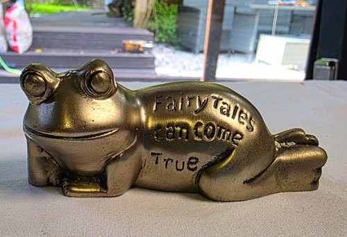 Metal frog ornament figurine - metal,