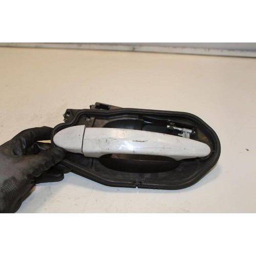 Front outer door handle - outer,