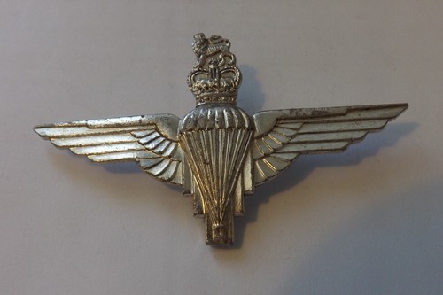 Military badge the - the, parachute