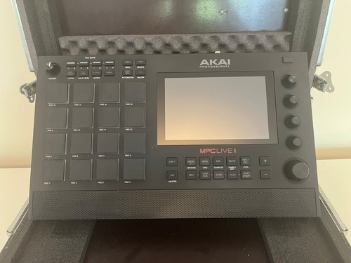 Akai professional mpc live - mpc,