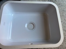 Villeroy & Boch 675800R1 Ceramic Kitchen Sink - White