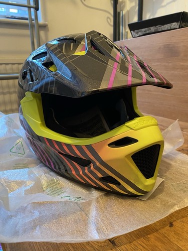 Specialized full face helmet - face,