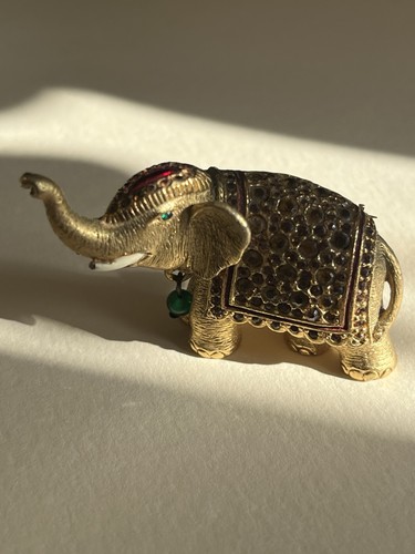 Amazing sphinx elephant brooch - sphinx,