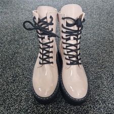 New H&M Size 5 Boots Beige